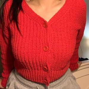Small knit cropped cardigan